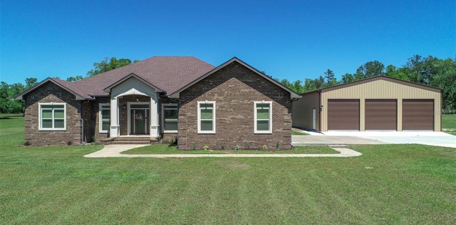 House in Sneads, Florida 4 bedrooms, 264.59 sq.m. № 1919041