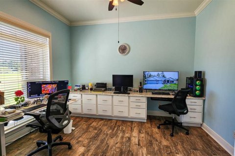 House in Sneads, Florida 4 bedrooms, 264.59 sq.m. № 1919041 - photo 22