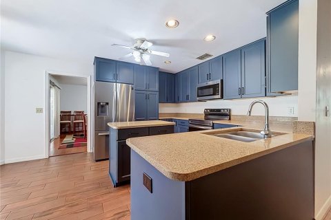 Casa en venta en Orlando, Florida, 4 dormitorios, 227.52 m2 № 2237409 - foto 24