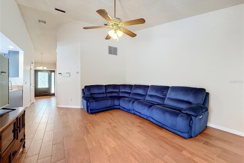 Casa en venta en Orlando, Florida, 4 dormitorios, 227.52 m2 № 2237409 - foto 10