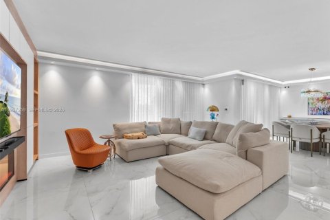 Condominio en venta en Aventura, Florida, 2 dormitorios, 169.55 m2 № 1995115 - foto 6