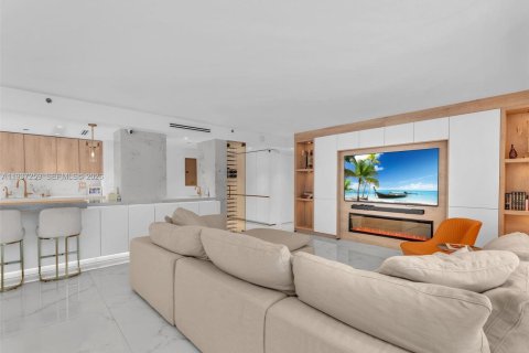 Condominio en venta en Aventura, Florida, 2 dormitorios, 169.55 m2 № 1995115 - foto 9