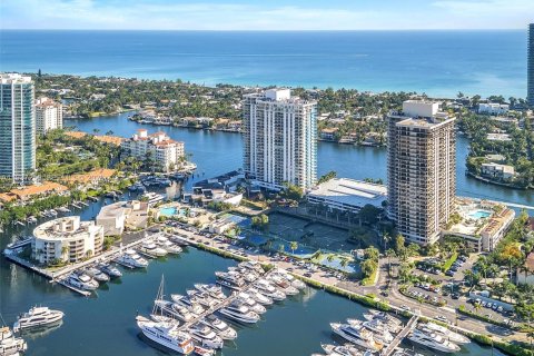 Condominio en venta en Aventura, Florida, 2 dormitorios, 169.55 m2 № 1995115 - foto 27