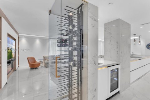 Condominio en venta en Aventura, Florida, 2 dormitorios, 169.55 m2 № 1995115 - foto 11