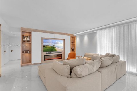 Condominio en venta en Aventura, Florida, 2 dormitorios, 169.55 m2 № 1995115 - foto 10