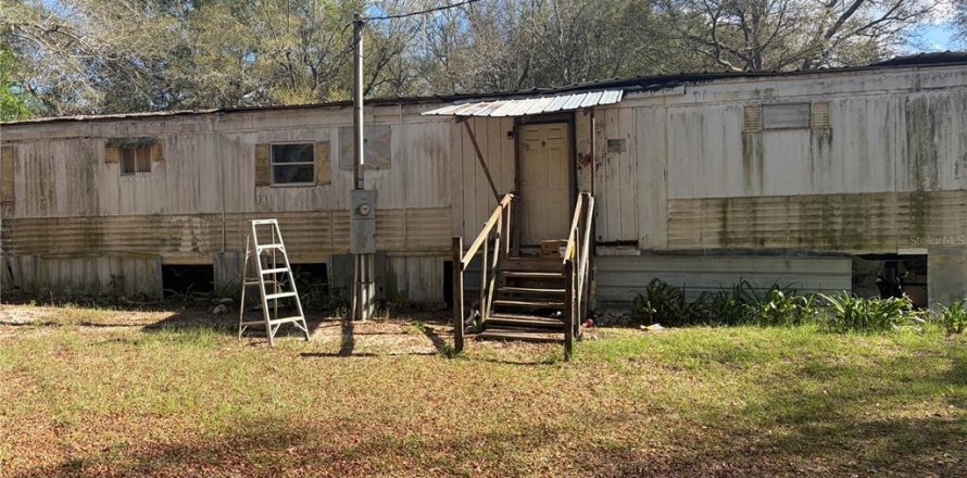 House in Bronson, Florida 2 bedrooms, 68 sq.m. № 2266572