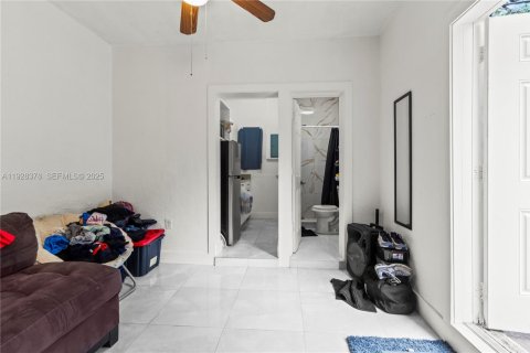 House in Miramar, Florida 5 bedrooms, 194.72 sq.m. № 1986972 - photo 29