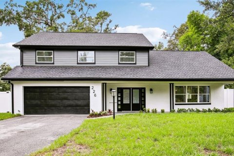 Villa ou maison à vendre à Temple Terrace, Floride: 5 chambres, 240.34 m2 № 1767568 - photo 1