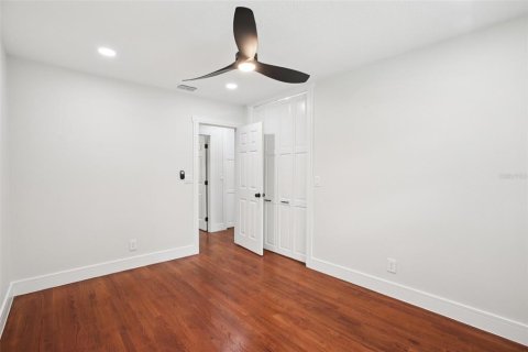 Villa ou maison à vendre à Temple Terrace, Floride: 5 chambres, 240.34 m2 № 1767568 - photo 21