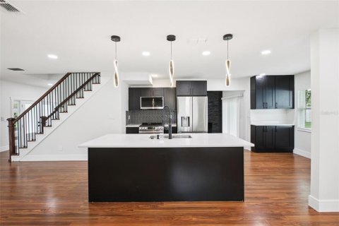 Villa ou maison à vendre à Temple Terrace, Floride: 5 chambres, 240.34 m2 № 1767568 - photo 9