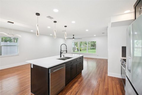 Villa ou maison à vendre à Temple Terrace, Floride: 5 chambres, 240.34 m2 № 1767568 - photo 15