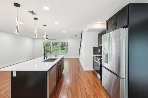 Villa ou maison à vendre à Temple Terrace, Floride: 5 chambres, 240.34 m2 № 1767568 - photo 10