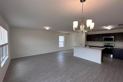 House in Davenport, Florida 3 bedrooms, 129.6 sq.m. № 1514036 - photo 3