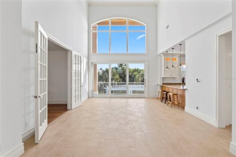 House in Vero Beach, Florida 4 bedrooms, 307.04 sq.m. № 1769942 - photo 10
