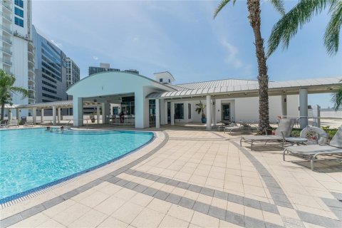 Condominio en alquiler en Tampa, Florida, 3 dormitorios, 161 m2 № 2308312 - foto 23