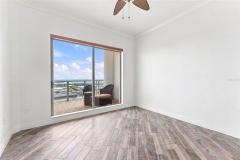 Condominio en alquiler en Tampa, Florida, 3 dormitorios, 161 m2 № 2308312 - foto 12