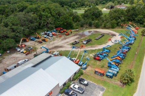 Propiedad comercial en alquiler en Belleview, Florida № 1833462 - foto 11