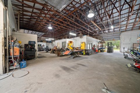 Propiedad comercial en alquiler en Belleview, Florida № 1833462 - foto 19