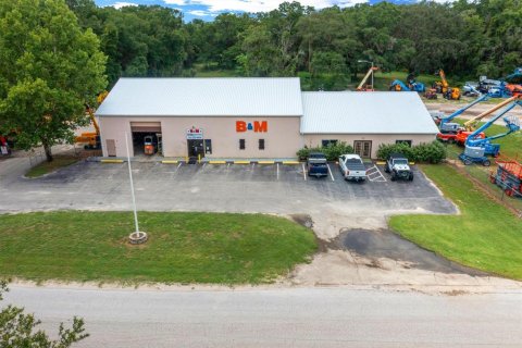 Propiedad comercial en alquiler en Belleview, Florida № 1833462 - foto 2