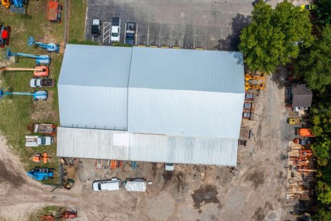 Propiedad comercial en alquiler en Belleview, Florida № 1833462 - foto 9
