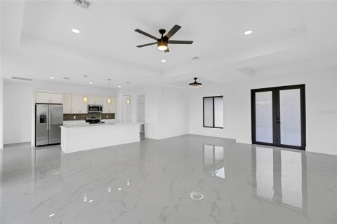Casa en venta en Lehigh Acres, Florida, 3 dormitorios, 191.56 m2 № 2212465 - foto 12