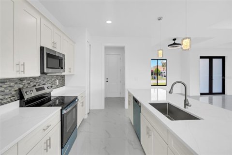Casa en venta en Lehigh Acres, Florida, 3 dormitorios, 191.56 m2 № 2212465 - foto 22