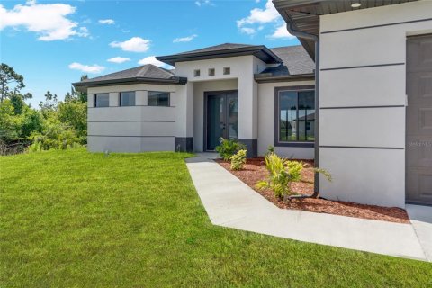 Casa en venta en Lehigh Acres, Florida, 3 dormitorios, 191.56 m2 № 2212465 - foto 9