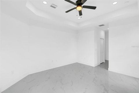 Casa en venta en Lehigh Acres, Florida, 3 dormitorios, 191.56 m2 № 2212465 - foto 26