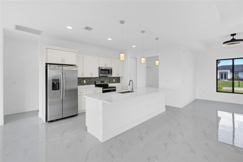 Casa en venta en Lehigh Acres, Florida, 3 dormitorios, 191.56 m2 № 2212465 - foto 21