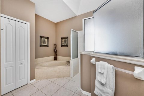 House in Rotonda, Florida 3 bedrooms, 225.29 sq.m. № 2098379 - photo 27