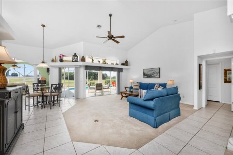 House in Rotonda, Florida 3 bedrooms, 225.29 sq.m. № 2098379 - photo 13