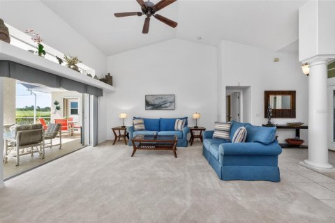 House in Rotonda, Florida 3 bedrooms, 225.29 sq.m. № 2098379 - photo 4
