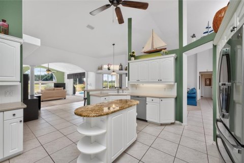 House in Rotonda, Florida 3 bedrooms, 225.29 sq.m. № 2098379 - photo 20