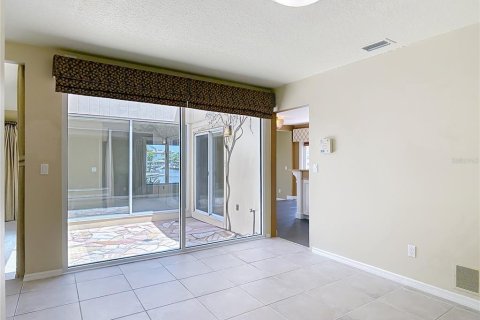 House in Palm Coast, Florida 3 bedrooms, 167.69 sq.m. № 1794009 - photo 8
