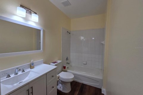 Condo in Orlando, Florida, 3 bedrooms  № 1915379 - photo 9