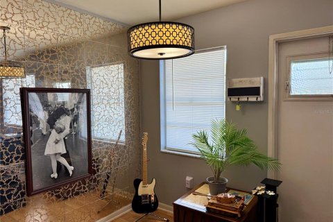 Condominio en venta en Saint Petersburg, Florida, 1 dormitorio, 54.35 m2 № 1619221 - foto 4
