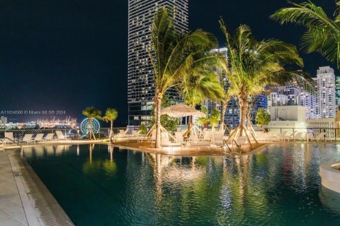 Condo in Miami, Florida, 2 bedrooms  № 1691827 - photo 24