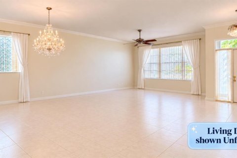 Villa ou maison à vendre à Margate, Floride: 3 chambres, 188.96 m2 № 2417966 - photo 3