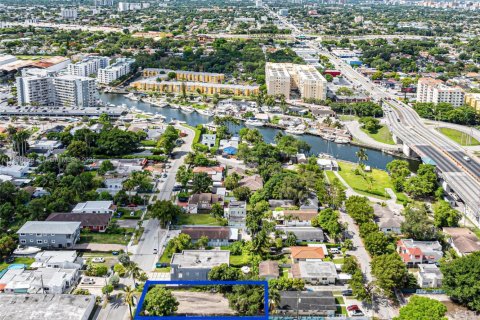 Купить коммерческую недвижимость в Майами, Флорида 417.32м2, № 1920854 - фото 11