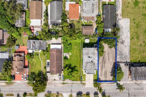 Купить коммерческую недвижимость в Майами, Флорида 417.32м2, № 1920854 - фото 8