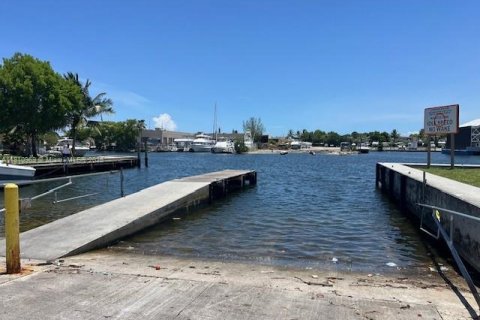 Купить коммерческую недвижимость в Майами, Флорида 417.32м2, № 1920854 - фото 17