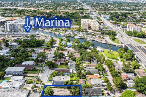 Купить коммерческую недвижимость в Майами, Флорида 417.32м2, № 1920854 - фото 13