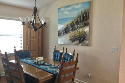 Villa ou maison à vendre à Port St. Lucie, Floride: 2 chambres, 134.8 m2 № 2087897 - photo 9