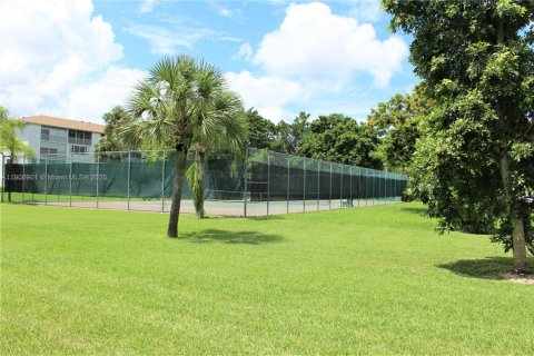 Copropriété à louer à Pembroke Pines, Floride: 1 chambre, 75.34 m2 № 1967660 - photo 21