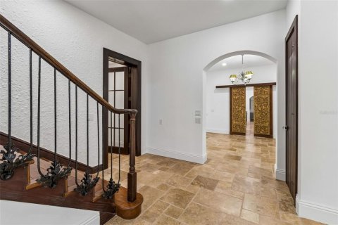 House in Tampa, Florida 4 bedrooms, 472.5 sq.m. № 2227078 - photo 22