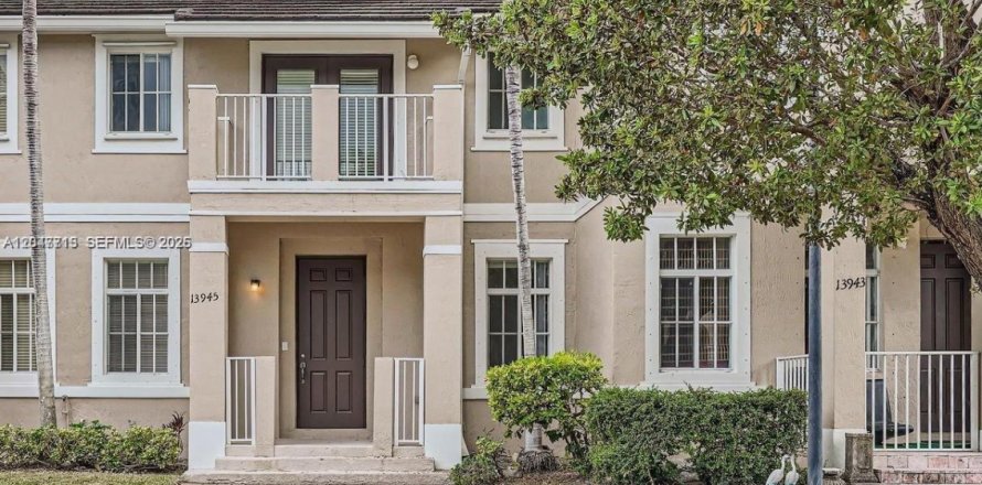 Touwnhouse à Homestead, Floride 3 chambres, 146.79 m2 № 2168303
