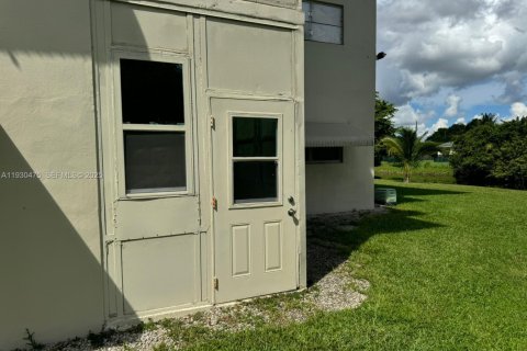 Condo in Plantation, Florida, 2 bedrooms  № 1992518 - photo 18