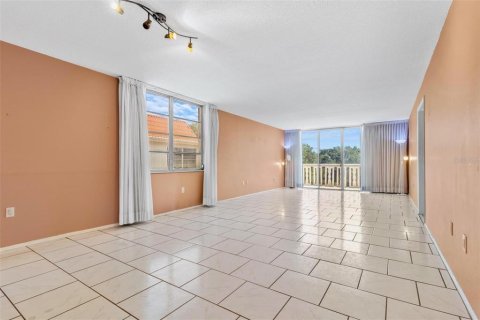 Купить кондоминиум в Клируотер, Флорида 3 комнаты, 106.84м2, № 1532959 - фото 11