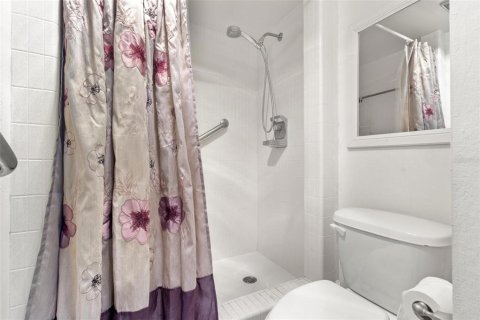 Купить кондоминиум в Клируотер, Флорида 3 комнаты, 106.84м2, № 1532959 - фото 17