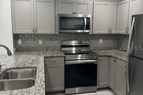 Copropriété à louer à Sarasota, Floride: 3 chambres, 117.06 m2 № 1873605 - photo 9